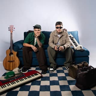 Portada de La T y La M